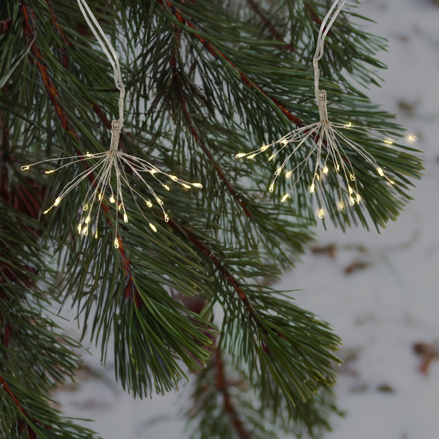 Battery Operated Starburst Garland String Lights with White LED Lights